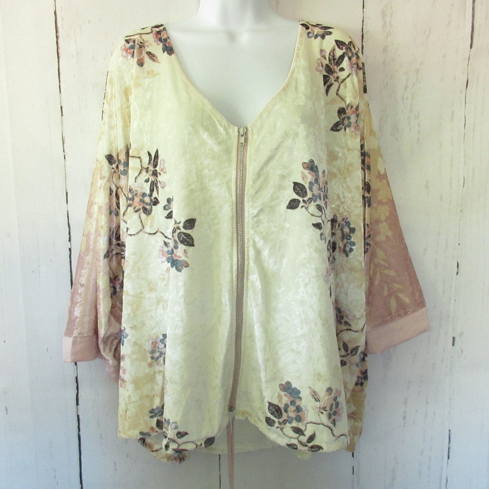 SOLD Maurices Jacket Velvet Flloral Kimono Asian - Picture 1 of 7